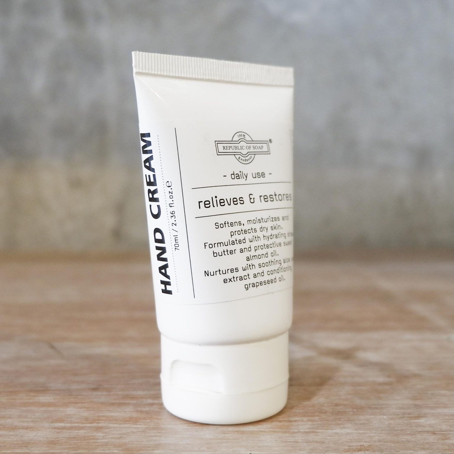 HYDRATING HAND CREAM - REPAIRS & RESTORES - Republic of Soap