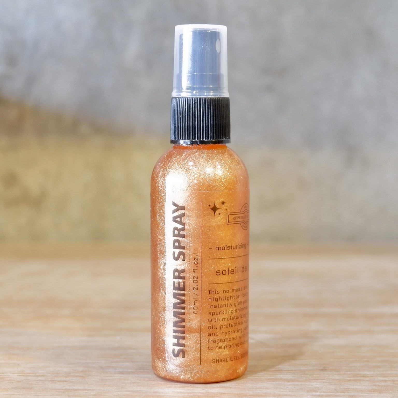 SHIMMER BODY SPRAY - Moisturizes & Hydrates - 60ml - Republic of Soap