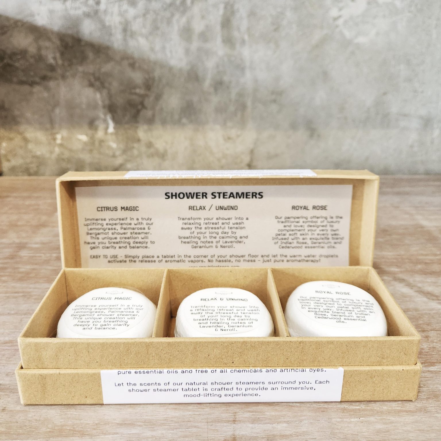 SHOWER STEAMERS Aromatherapy with Essential Oils - 3pcs Gift Box